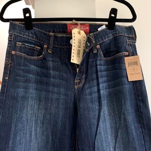 NWT LUCKY BRAND BOOT CUT JEAN